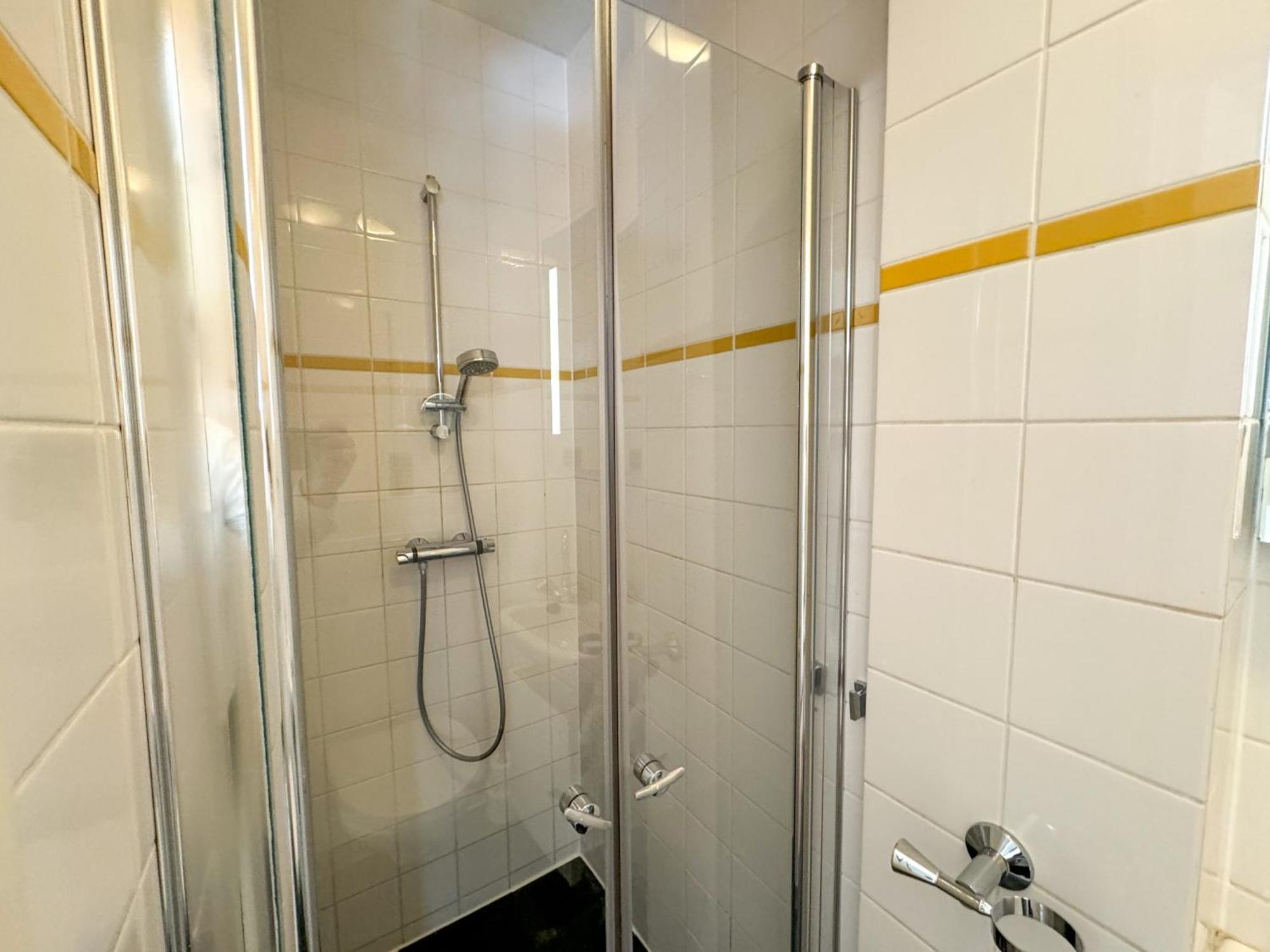 Yourbnb Suites Haarlemmerstraat アムステルダム エクステリア 写真